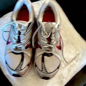 Silver, White,Grey,Black & Red Nike Bowerman Series. AIR STRUCTURE TRIAX 10+